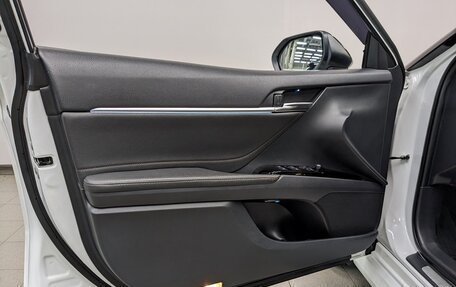 Toyota Camry, 2020 год, 2 840 000 рублей, 10 фотография