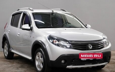 Renault Sandero I, 2013 год, 744 000 рублей, 3 фотография