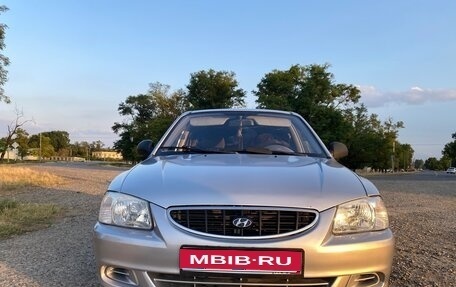Hyundai Accent II, 2005 год, 380 000 рублей, 1 фотография