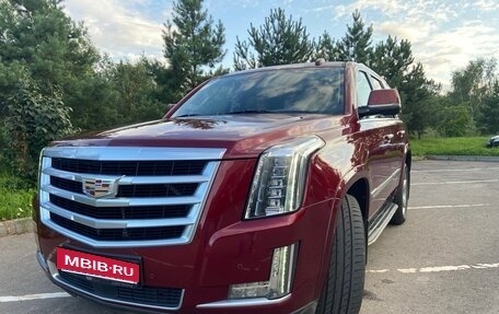 Cadillac Escalade IV, 2016 год, 3 950 000 рублей, 1 фотография