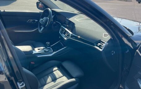 BMW 3 серия, 2022 год, 3 850 000 рублей, 12 фотография