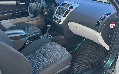 KIA cee'd I рестайлинг, 2008 год, 880 000 рублей, 12 фотография