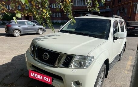 Nissan Pathfinder, 2013 год, 1 900 000 рублей, 2 фотография