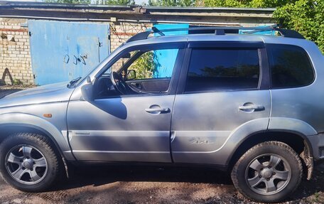 Chevrolet Niva I рестайлинг, 2011 год, 480 000 рублей, 8 фотография
