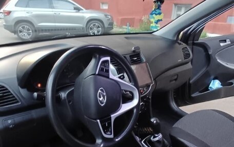 Hyundai Solaris II рестайлинг, 2012 год, 550 000 рублей, 9 фотография