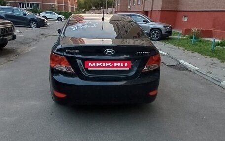 Hyundai Solaris II рестайлинг, 2012 год, 550 000 рублей, 2 фотография