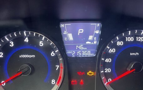 Hyundai Solaris II рестайлинг, 2011 год, 550 000 рублей, 8 фотография