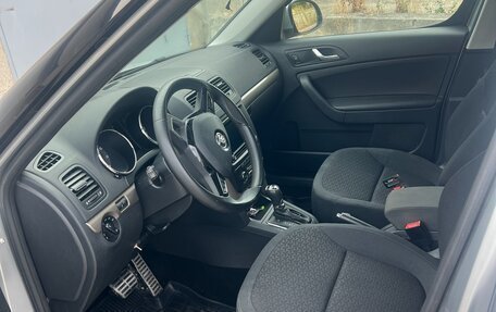 Skoda Yeti I рестайлинг, 2015 год, 1 700 000 рублей, 2 фотография