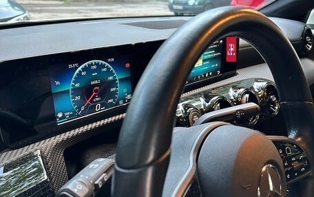 Mercedes-Benz A-Класс, 2019 год, 2 600 000 рублей, 1 фотография