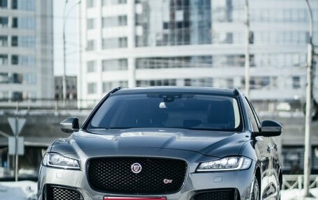 Jaguar F-Pace, 2016 год, 3 190 000 рублей, 1 фотография