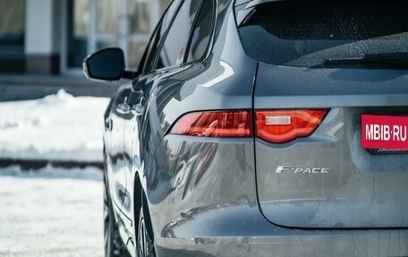 Jaguar F-Pace, 2016 год, 3 190 000 рублей, 3 фотография