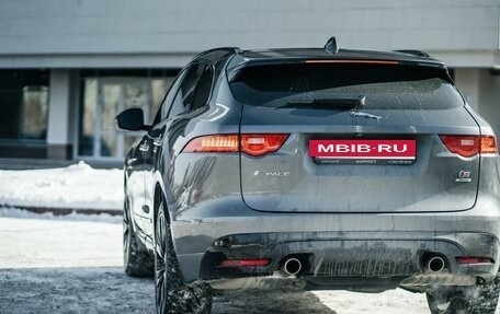 Jaguar F-Pace, 2016 год, 3 190 000 рублей, 4 фотография