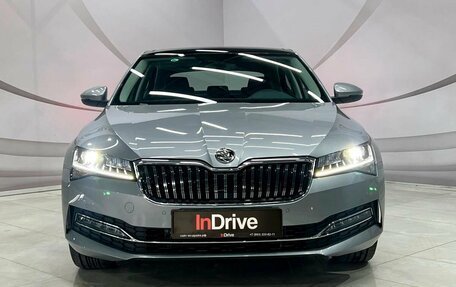 Skoda Superb III рестайлинг, 2024 год, 3 199 000 рублей, 2 фотография
