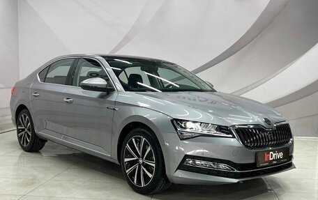 Skoda Superb III рестайлинг, 2024 год, 3 199 000 рублей, 3 фотография