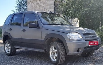 Chevrolet Niva I рестайлинг, 2004 год, 360 000 рублей, 1 фотография