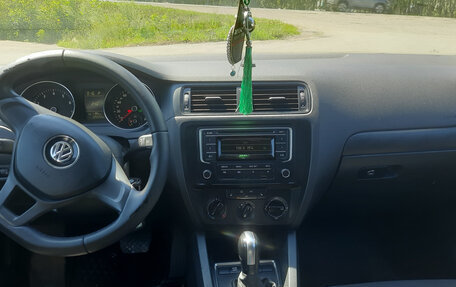 Volkswagen Jetta VI, 2015 год, 980 000 рублей, 8 фотография