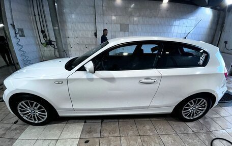 BMW 1 серия, 2011 год, 900 000 рублей, 13 фотография