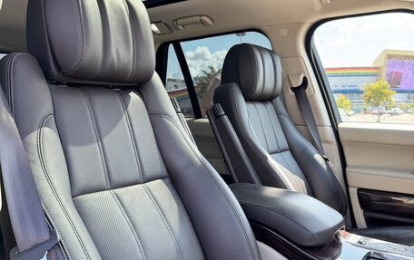 Land Rover Range Rover IV рестайлинг, 2017 год, 3 750 000 рублей, 12 фотография
