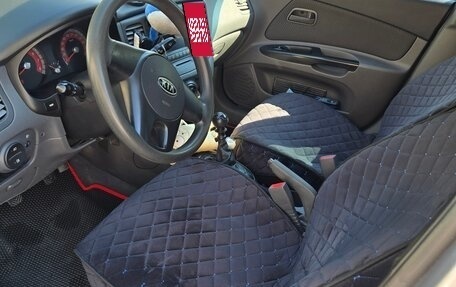 KIA Rio II, 2011 год, 573 000 рублей, 1 фотография