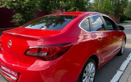 Opel Astra J, 2012 год, 980 000 рублей, 5 фотография