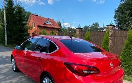 Opel Astra J, 2012 год, 980 000 рублей, 4 фотография