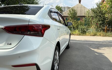 Hyundai Solaris II рестайлинг, 2017 год, 1 400 000 рублей, 10 фотография