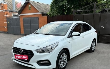 Hyundai Solaris II рестайлинг, 2017 год, 1 400 000 рублей, 2 фотография