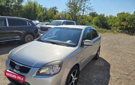 KIA Rio II, 2011 год, 573 000 рублей, 2 фотография