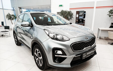 KIA Sportage IV рестайлинг, 2020 год, 1 886 000 рублей, 7 фотография