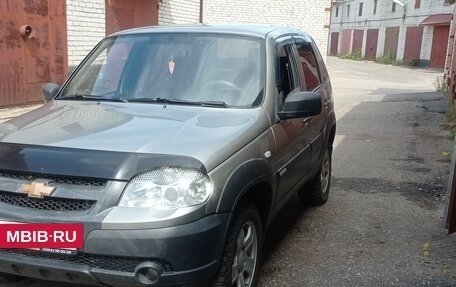 Chevrolet Niva I рестайлинг, 2015 год, 580 000 рублей, 9 фотография