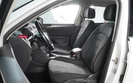 Volkswagen Tiguan II, 2017 год, 2 449 000 рублей, 10 фотография