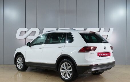 Volkswagen Tiguan II, 2017 год, 2 449 000 рублей, 2 фотография