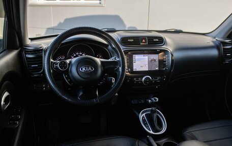 KIA Soul II рестайлинг, 2018 год, 1 810 000 рублей, 6 фотография