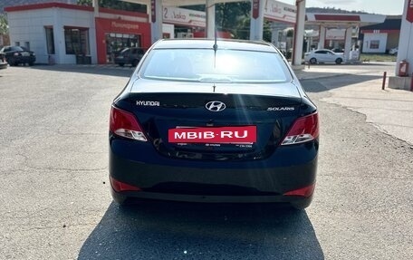 Hyundai Solaris II рестайлинг, 2015 год, 850 000 рублей, 5 фотография