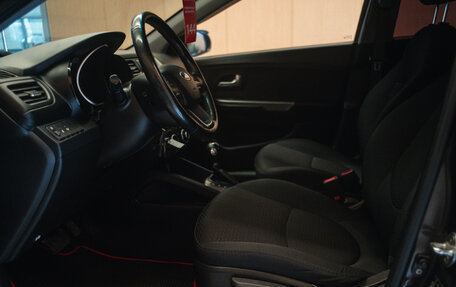 KIA Rio III рестайлинг, 2014 год, 1 049 000 рублей, 12 фотография