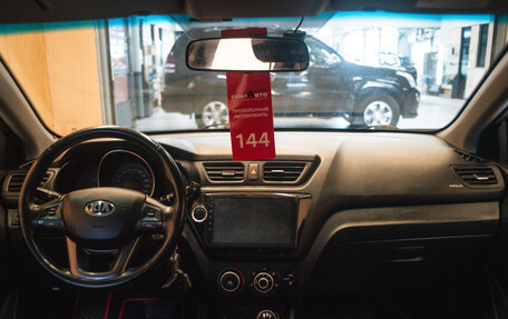 KIA Rio III рестайлинг, 2014 год, 1 049 000 рублей, 20 фотография