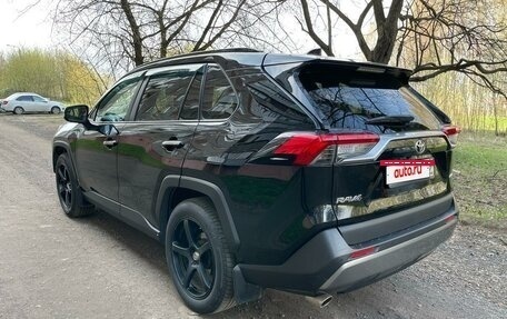 Toyota RAV4, 2019 год, 2 800 000 рублей, 28 фотография