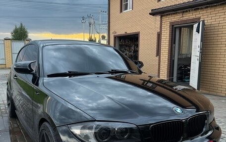 BMW 1 серия, 2011 год, 1 100 000 рублей, 8 фотография