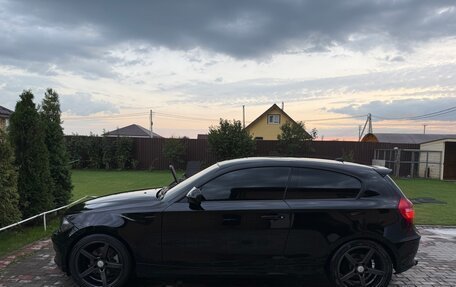 BMW 1 серия, 2011 год, 1 100 000 рублей, 14 фотография