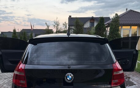 BMW 1 серия, 2011 год, 1 100 000 рублей, 28 фотография