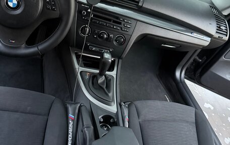 BMW 1 серия, 2011 год, 1 100 000 рублей, 31 фотография
