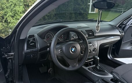 BMW 1 серия, 2011 год, 1 100 000 рублей, 34 фотография