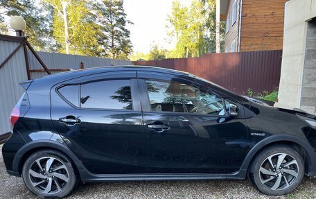 Toyota Aqua I, 2017 год, 1 300 000 рублей, 4 фотография