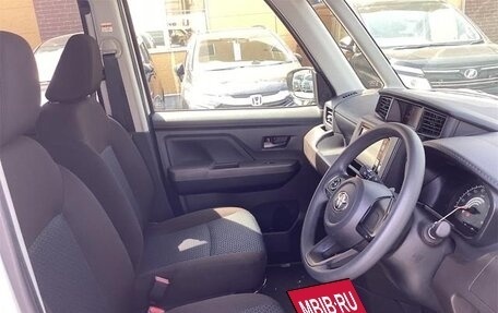 Toyota Roomy I, 2022 год, 735 000 рублей, 8 фотография