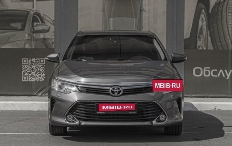 Toyota Camry, 2016 год, 2 365 000 рублей, 3 фотография