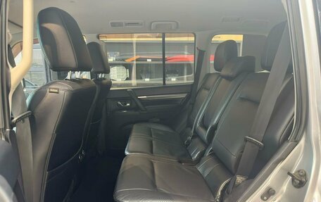 Mitsubishi Pajero IV, 2011 год, 2 000 000 рублей, 18 фотография