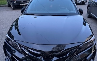 Toyota Camry, 2018 год, 2 350 000 рублей, 1 фотография