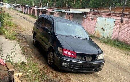 Nissan Presage I, 2000 год, 350 000 рублей, 1 фотография