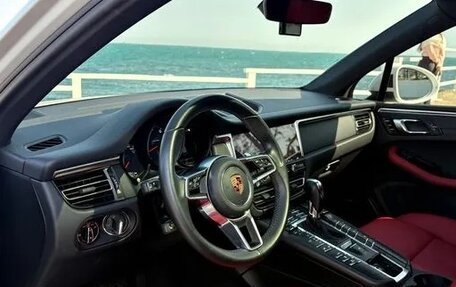 Porsche Macan I рестайлинг, 2021 год, 4 300 000 рублей, 6 фотография