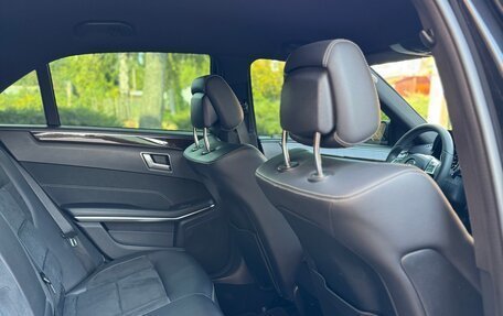 Mercedes-Benz E-Класс, 2015 год, 1 750 000 рублей, 31 фотография